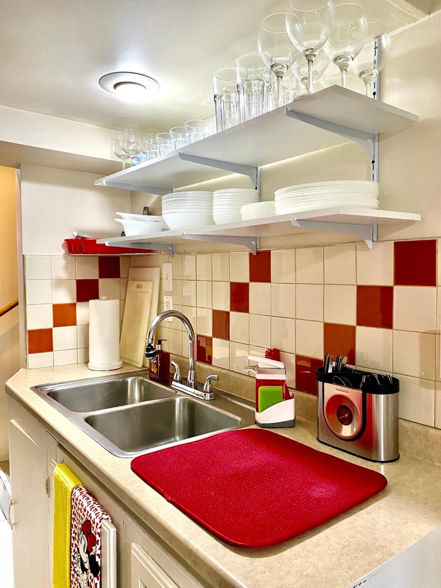 Tiny Private Room On The 1St Floor With Shared Bathroom Near Seatac Airport And Downtown Сіетл Екстер'єр фото