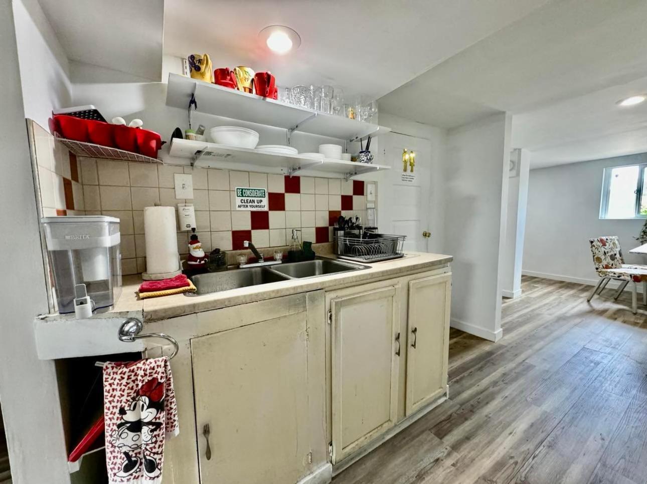 Tiny Private Room On The 1St Floor With Shared Bathroom Near Seatac Airport And Downtown Сіетл Екстер'єр фото